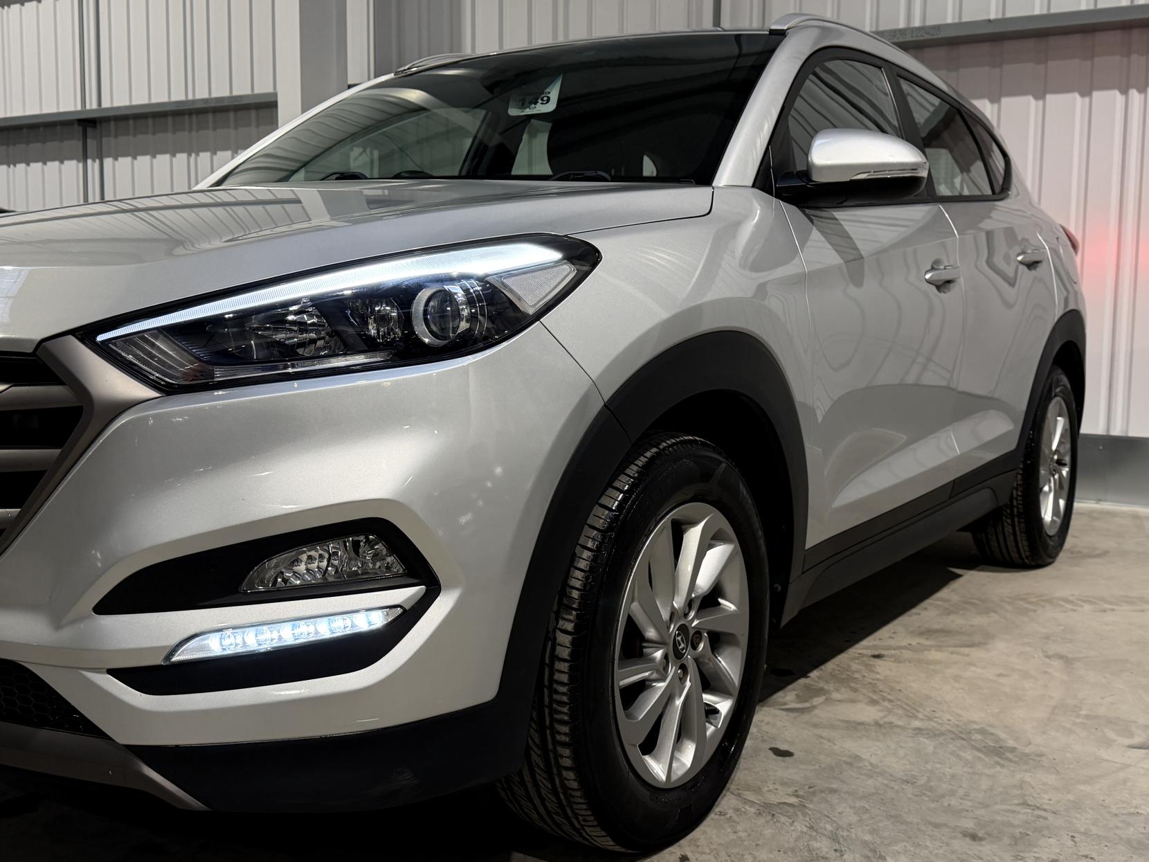 Hyundai TUCSON 1.7 CRDi Blue Drive SE SUV 5dr Diesel DCT Euro 6 (s/s) (141 ps)