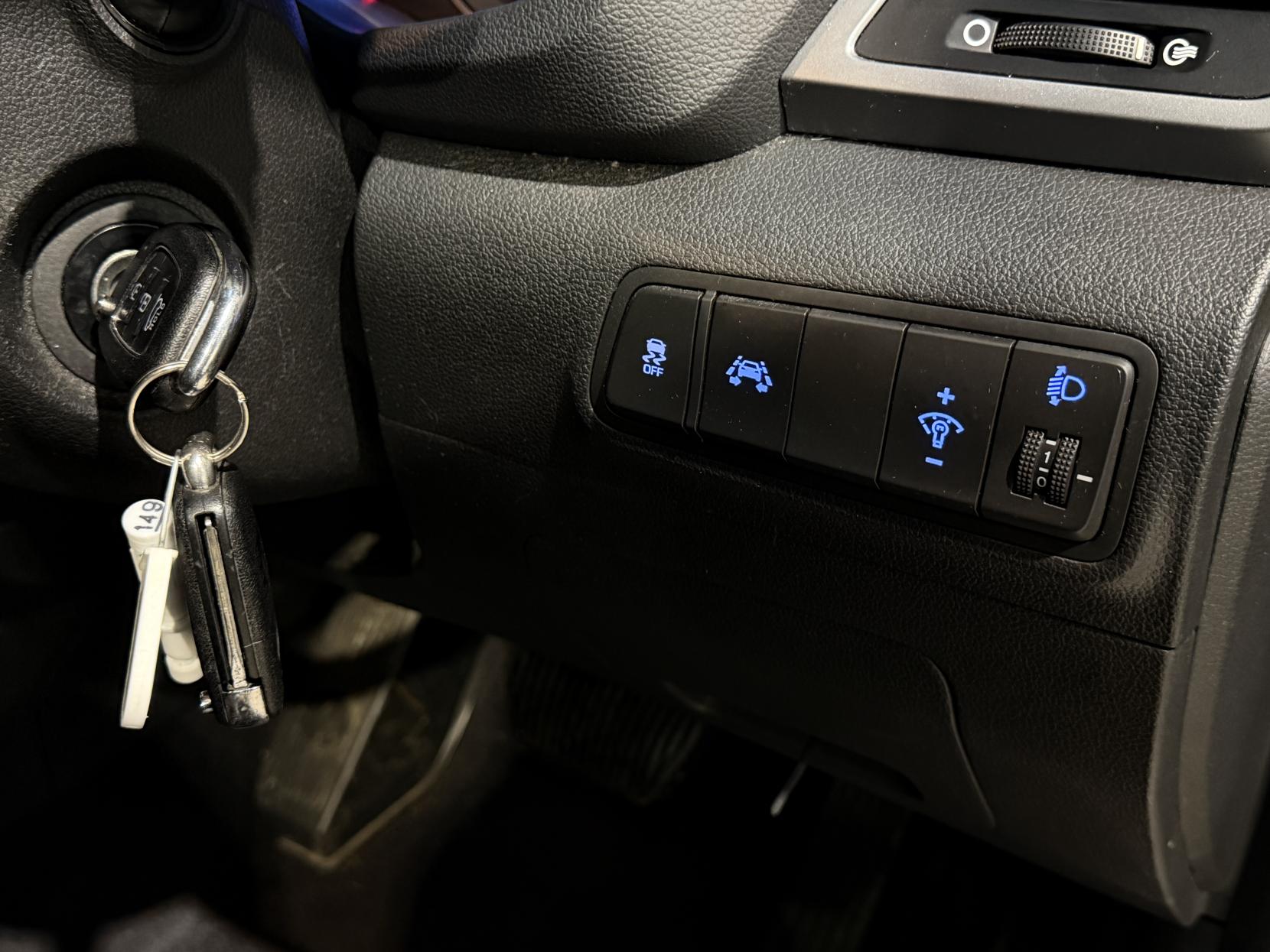 Hyundai TUCSON 1.7 CRDi Blue Drive SE SUV 5dr Diesel DCT Euro 6 (s/s) (141 ps)