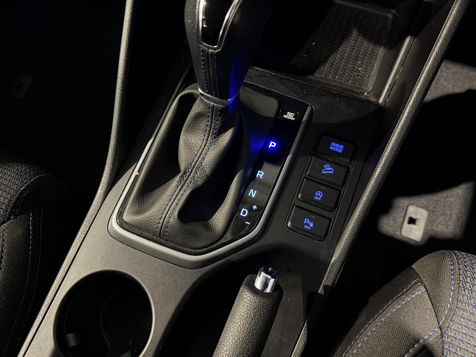 Hyundai TUCSON 1.7 CRDi Blue Drive SE SUV 5dr Diesel DCT Euro 6 (s/s) (141 ps)