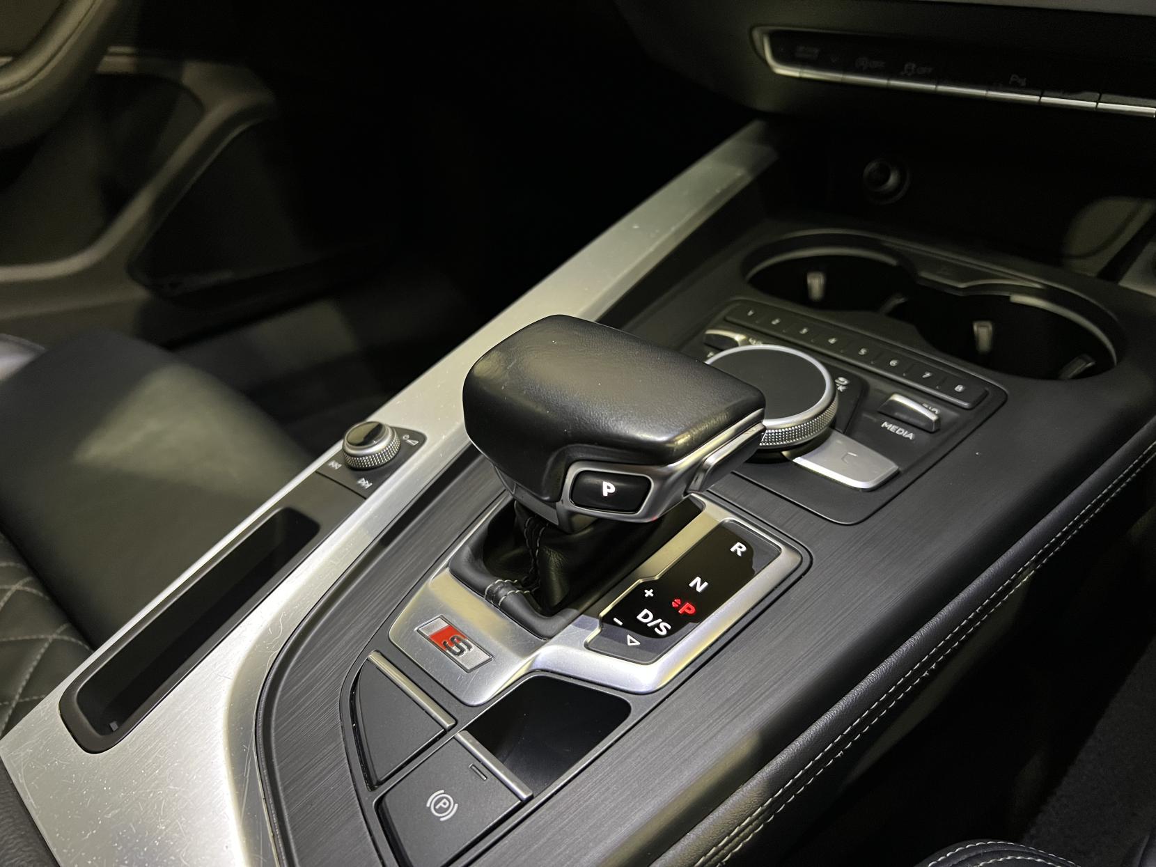 Audi S4 Avant 3.0 TFSI V6 Estate 5dr Petrol Tiptronic quattro Euro 6 (s/s) (354 ps)