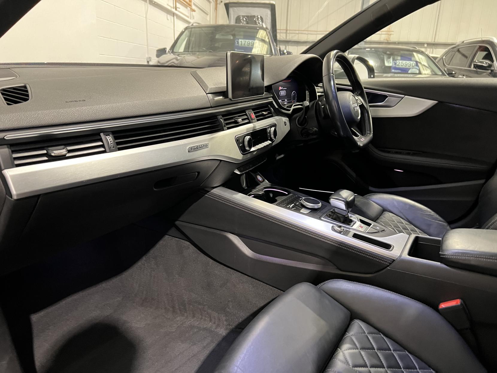 Audi S4 Avant 3.0 TFSI V6 Estate 5dr Petrol Tiptronic quattro Euro 6 (s/s) (354 ps)
