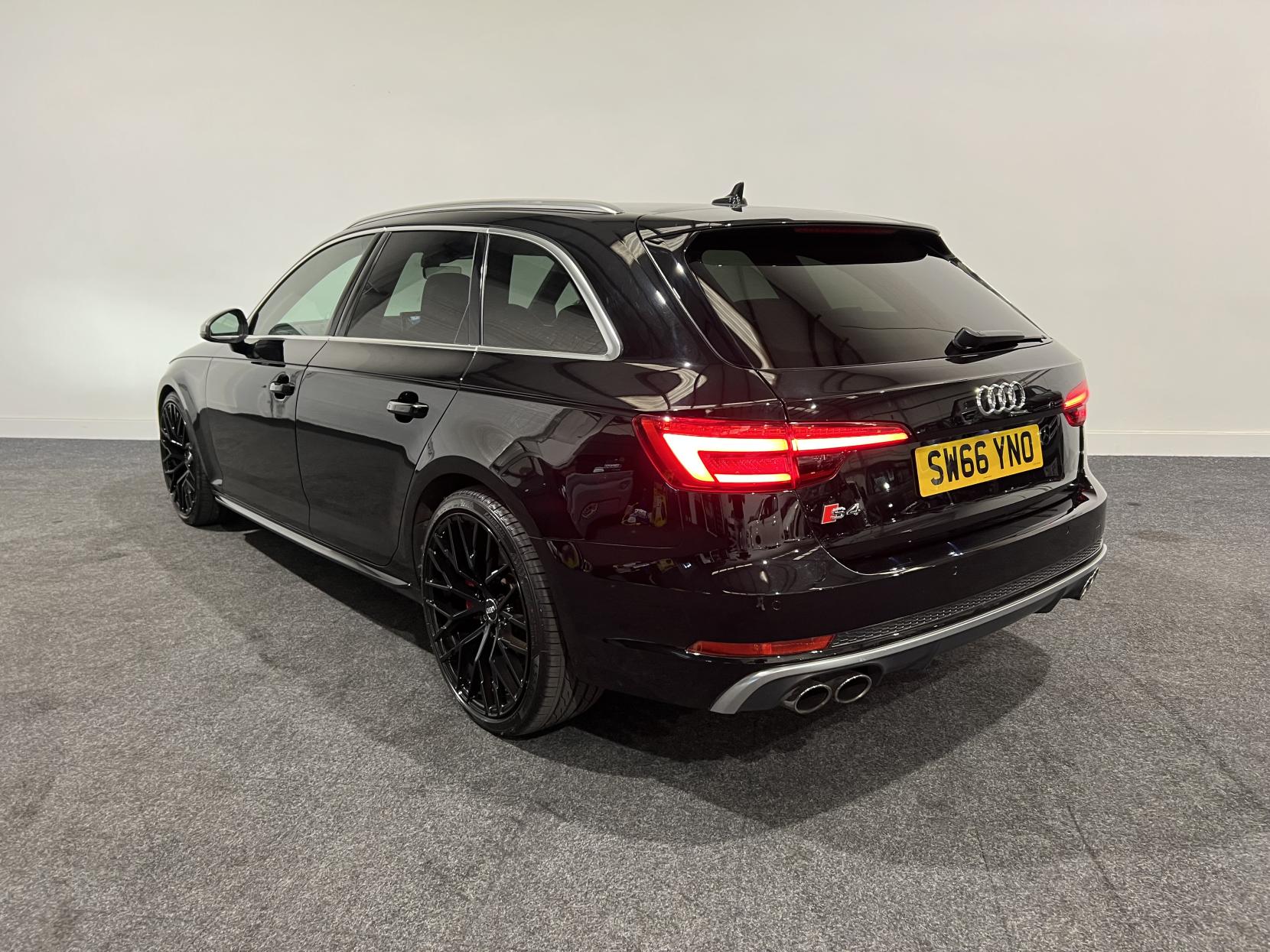 Audi S4 Avant 3.0 TFSI V6 Estate 5dr Petrol Tiptronic quattro Euro 6 (s/s) (354 ps)