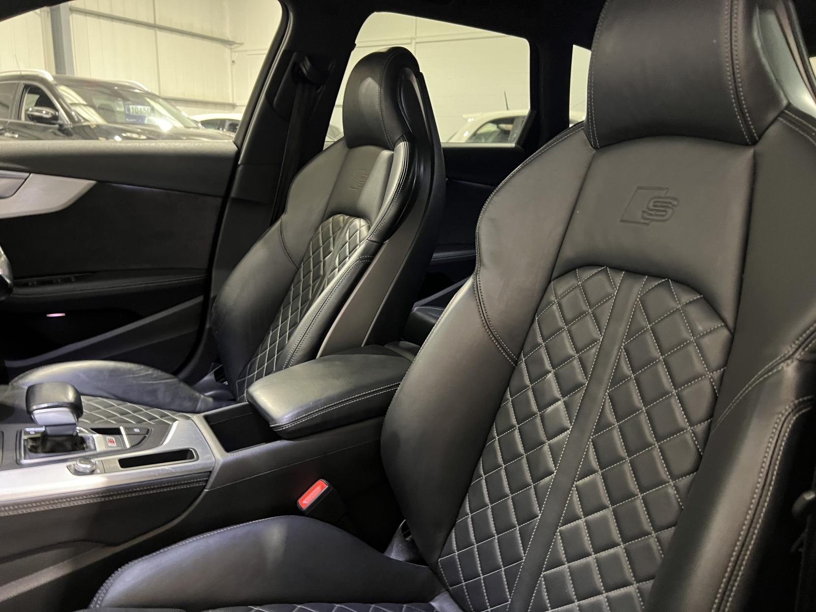 Audi S4 Avant 3.0 TFSI V6 Estate 5dr Petrol Tiptronic quattro Euro 6 (s/s) (354 ps)