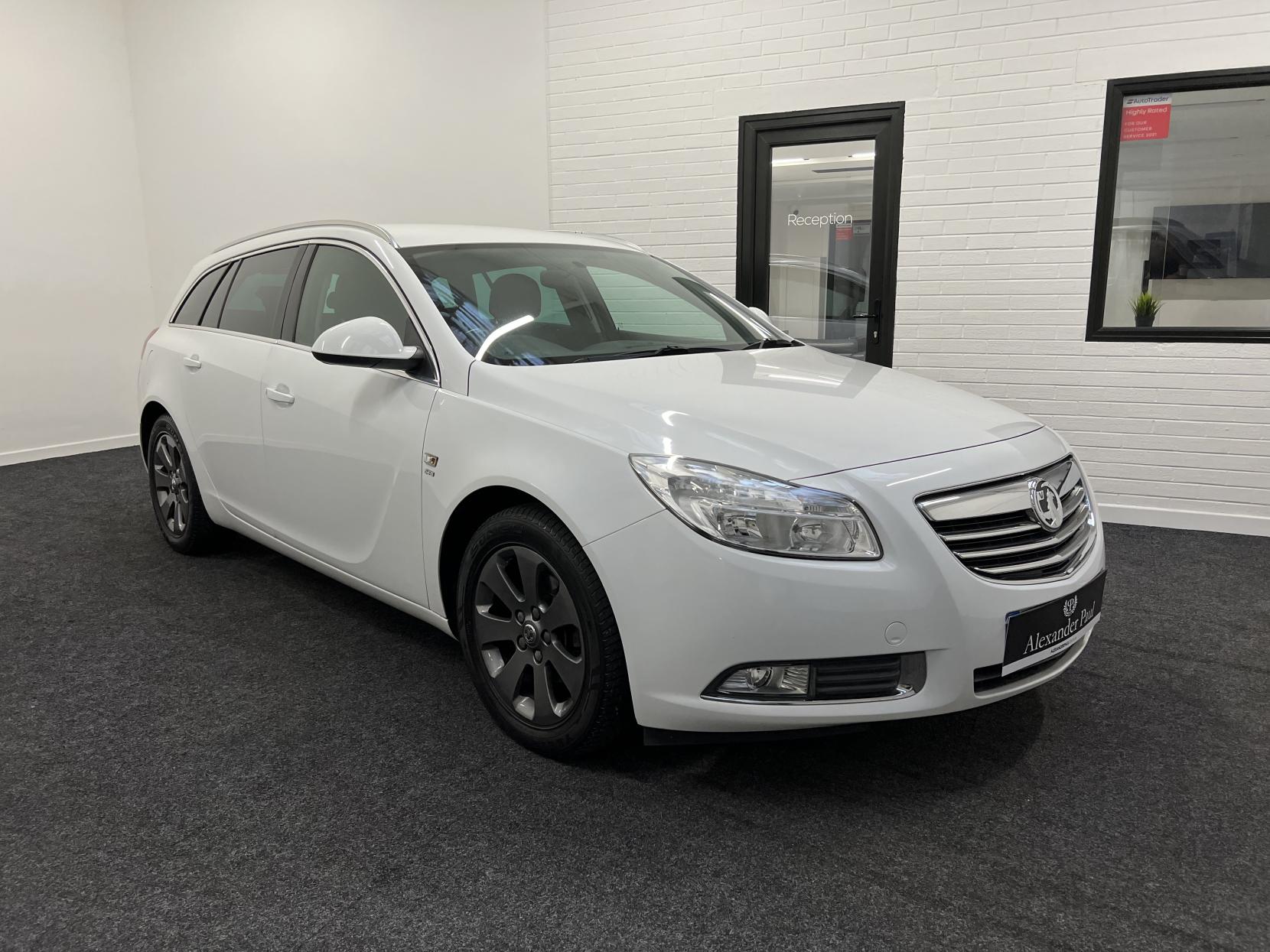 Vauxhall Insignia 2.0 CDTi ecoFLEX SRi Sports Tourer 5dr Diesel Manual Euro 5 (s/s) (130 ps)