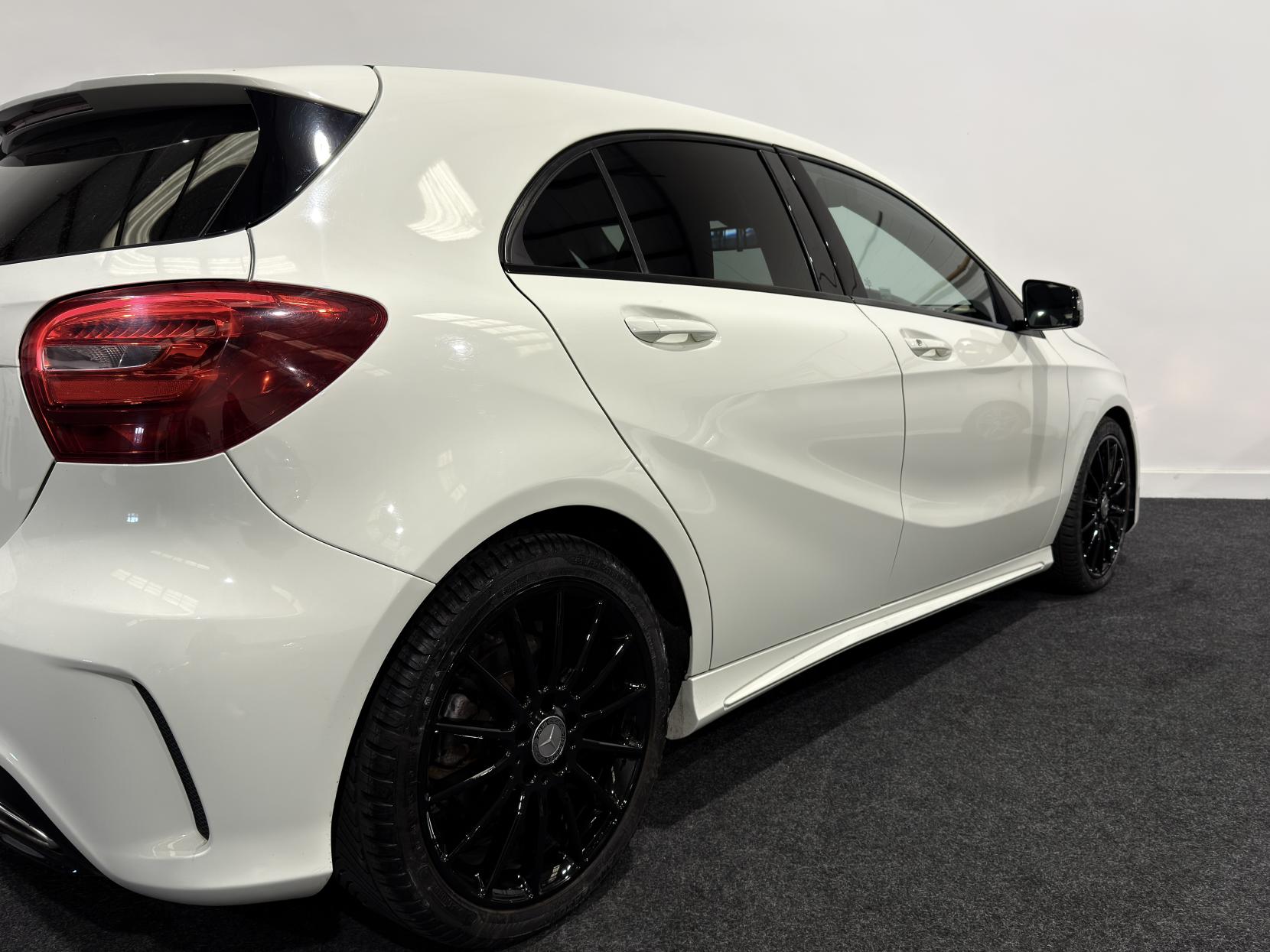 Mercedes-Benz A Class 2.1 A200d AMG Line Hatchback 5dr Diesel 7G-DCT Euro 6 (s/s) (136 ps)