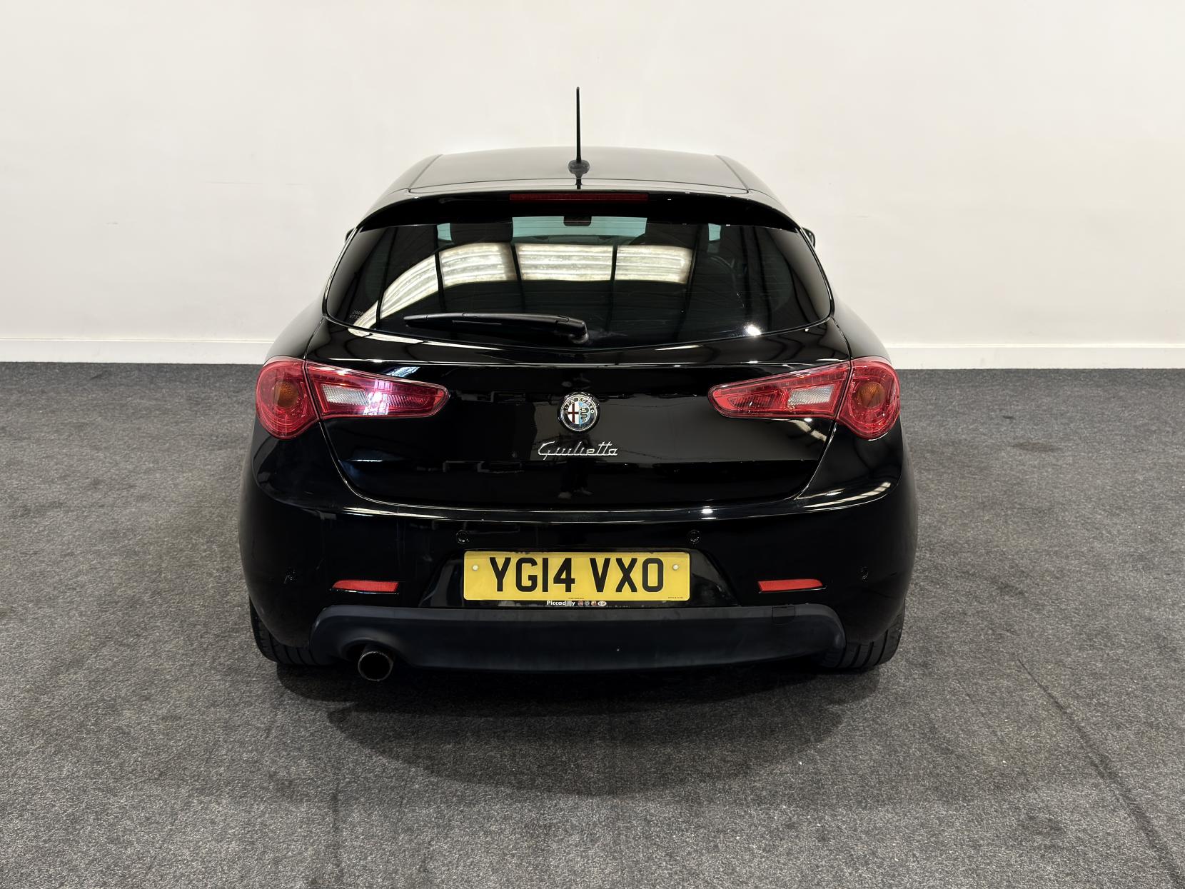 Alfa Romeo Giulietta 1.4 TB MultiAir Exclusive Hatchback 5dr Petrol Manual Euro 6 (s/s) (170 bhp)