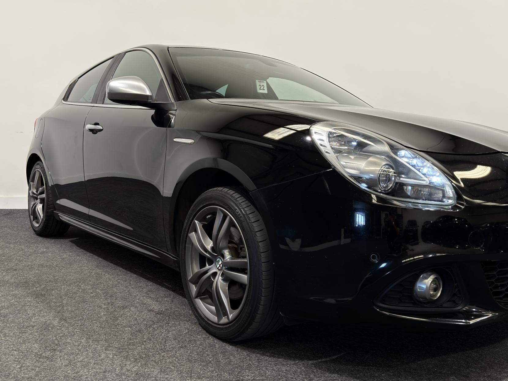 Alfa Romeo Giulietta 1.4 TB MultiAir Exclusive Hatchback 5dr Petrol Manual Euro 6 (s/s) (170 bhp)