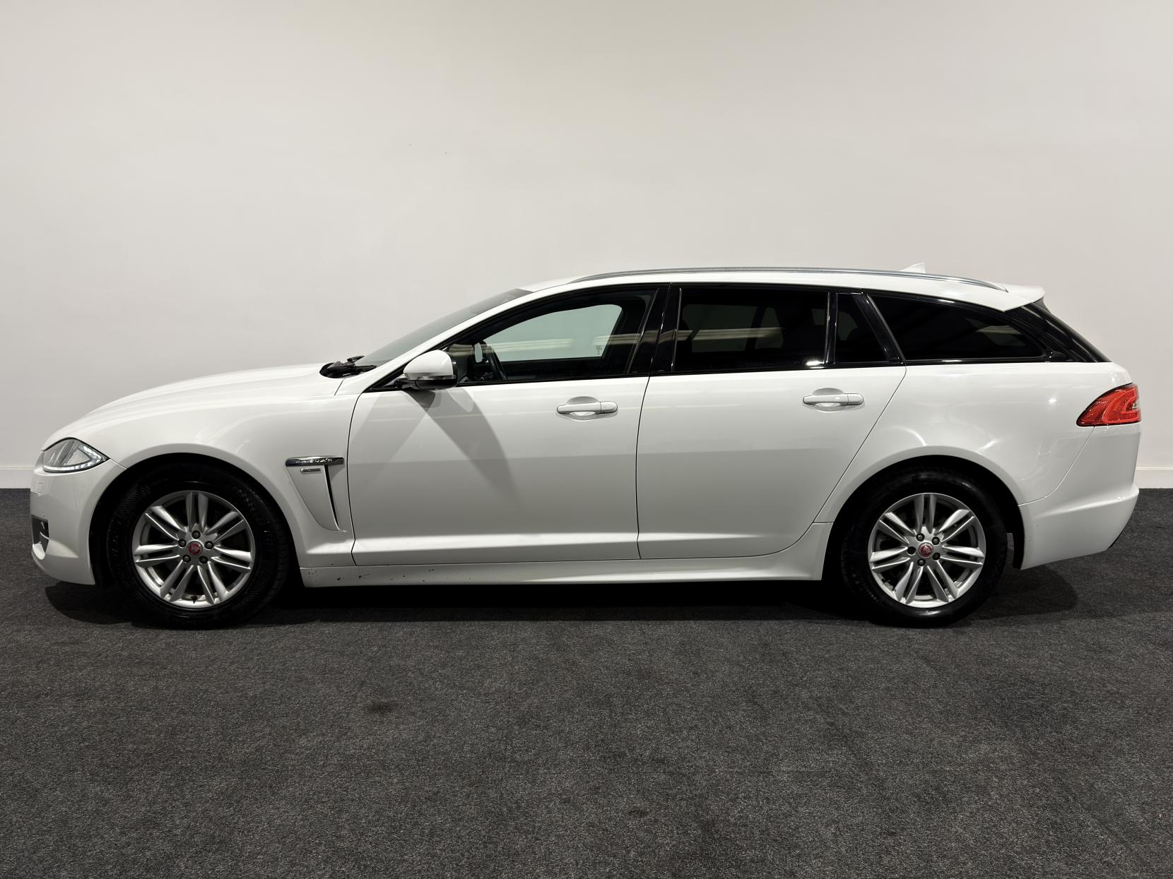 Jaguar XF 2.2d R-Sport Sportbrake 5dr Diesel Auto Euro 5 (s/s) (163 ps)