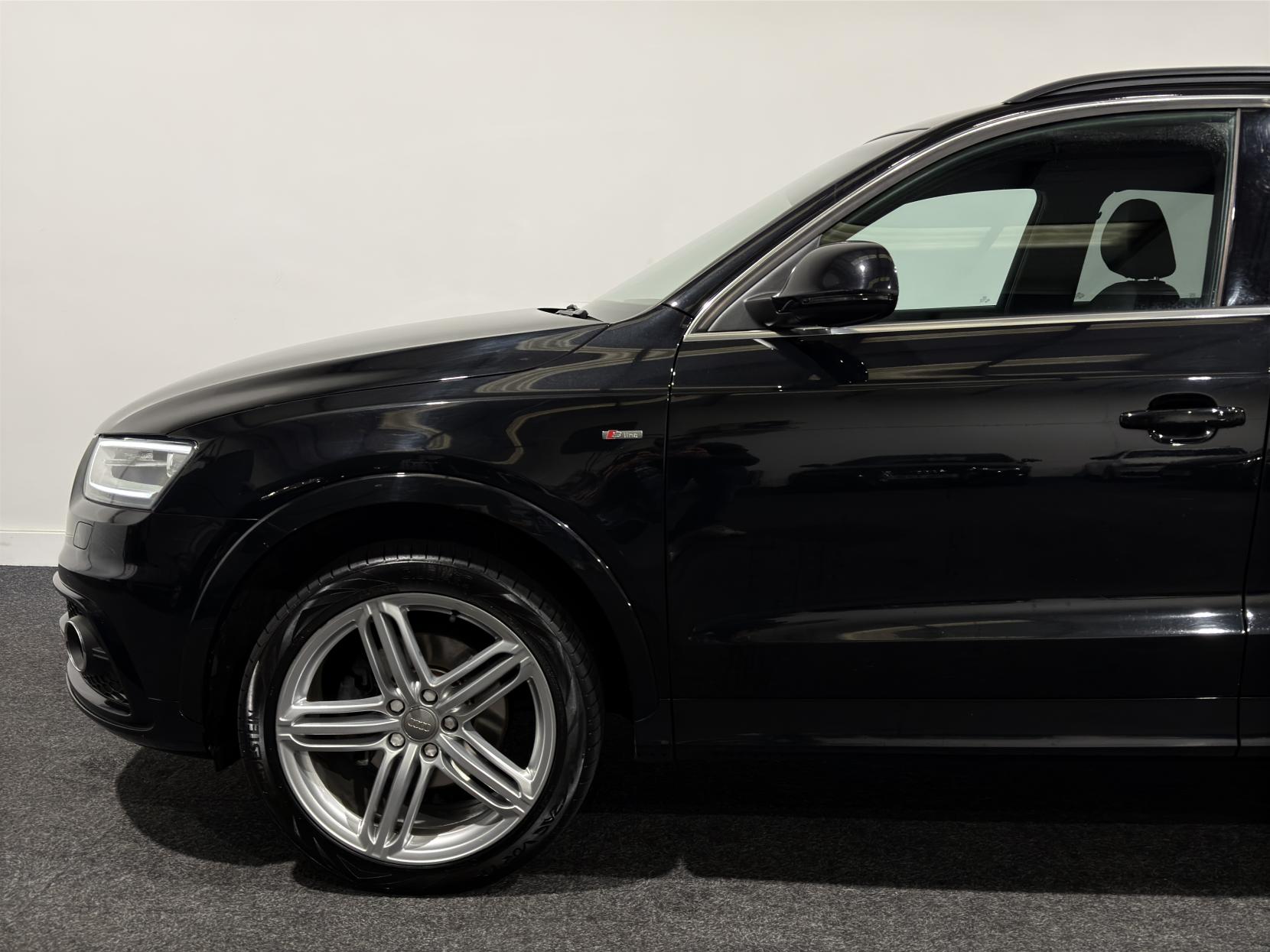 Audi Q3 2.0 TDI S line Plus SUV 5dr Diesel S Tronic quattro Euro 5 (s/s) (177 ps)