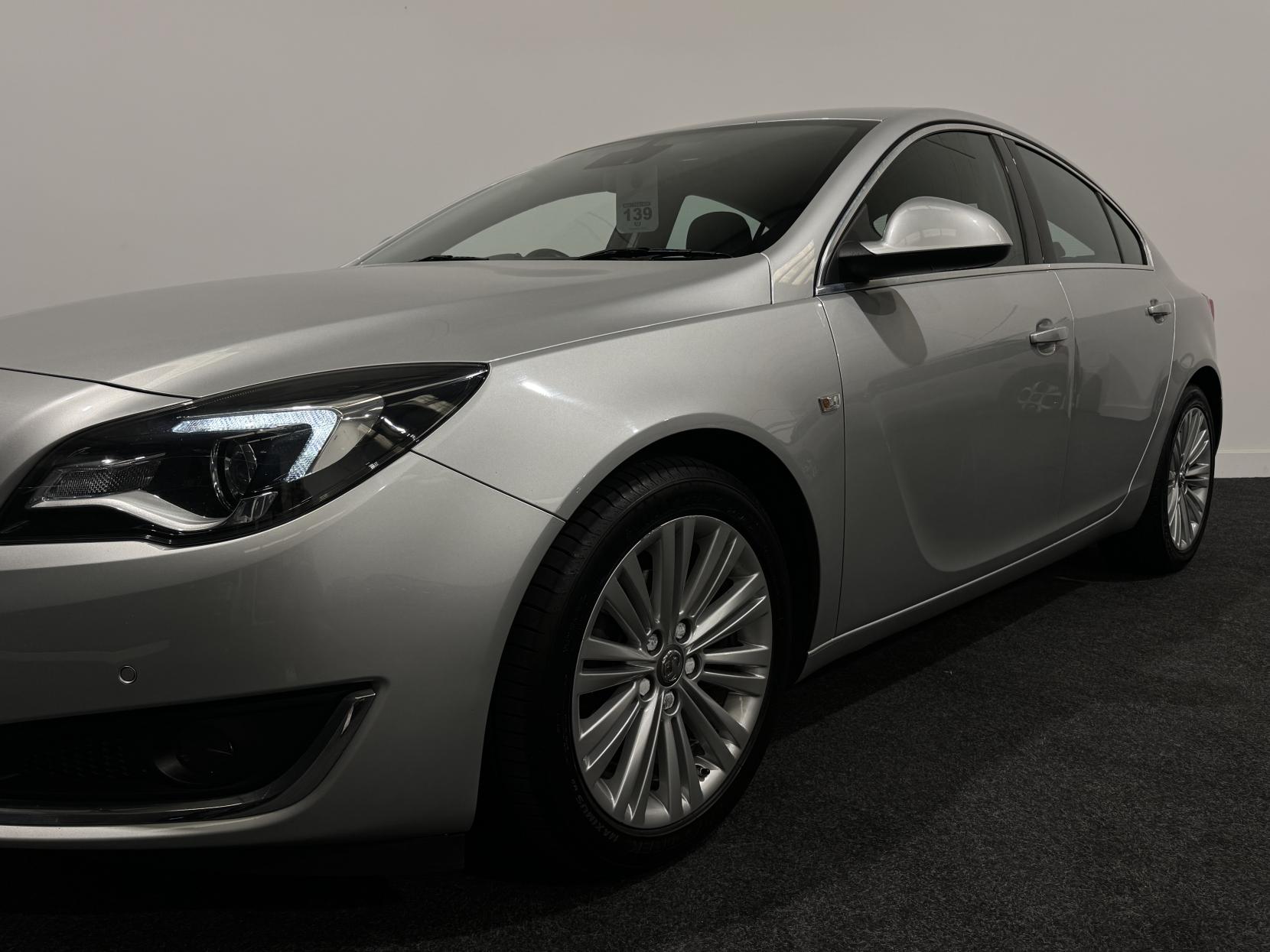 Vauxhall Insignia 1.6 CDTi ecoFLEX Tech Line Hatchback 5dr Diesel Manual Euro 6 (s/s) (136 ps)