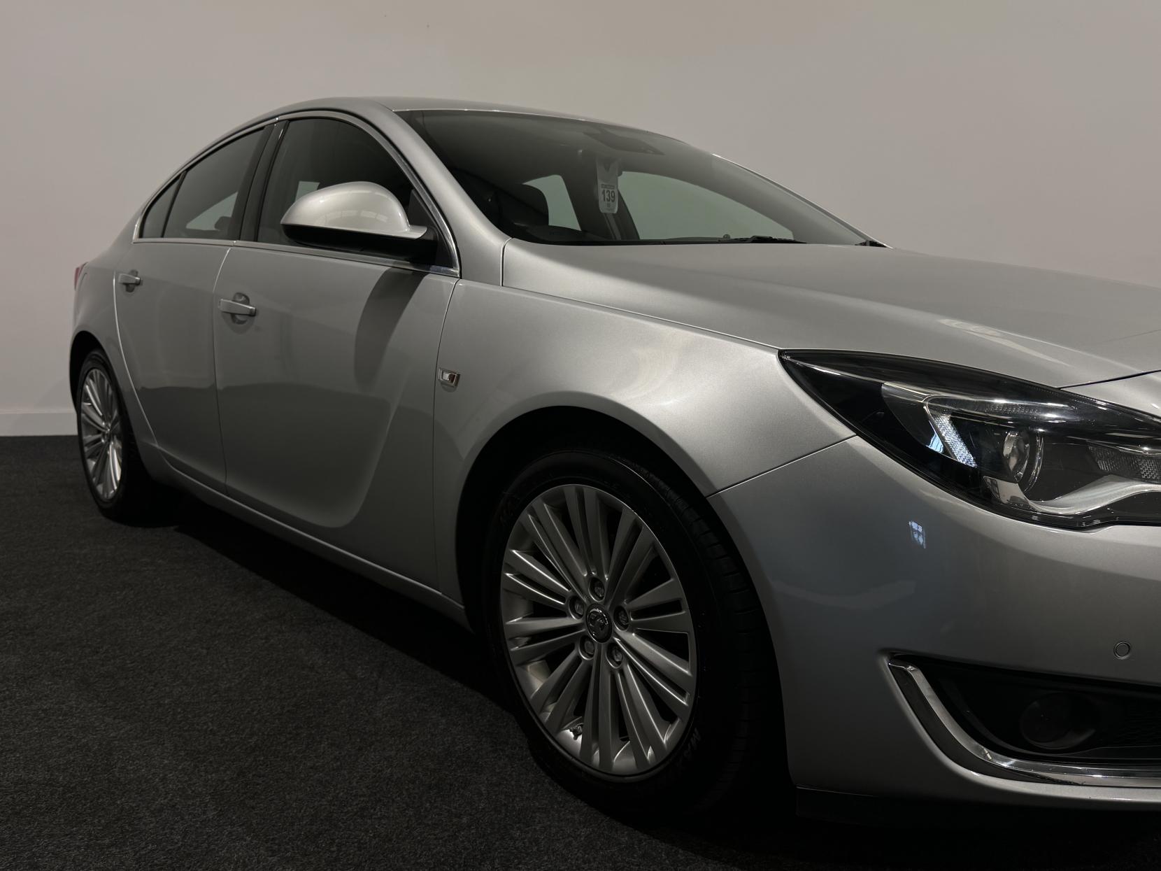 Vauxhall Insignia 1.6 CDTi ecoFLEX Tech Line Hatchback 5dr Diesel Manual Euro 6 (s/s) (136 ps)