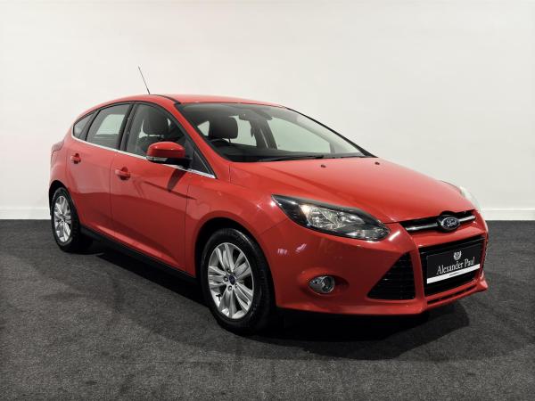 Ford Focus 1.0T EcoBoost Titanium Navigator Hatchback 5dr Petrol Manual Euro 5 (s/s) (125 ps)