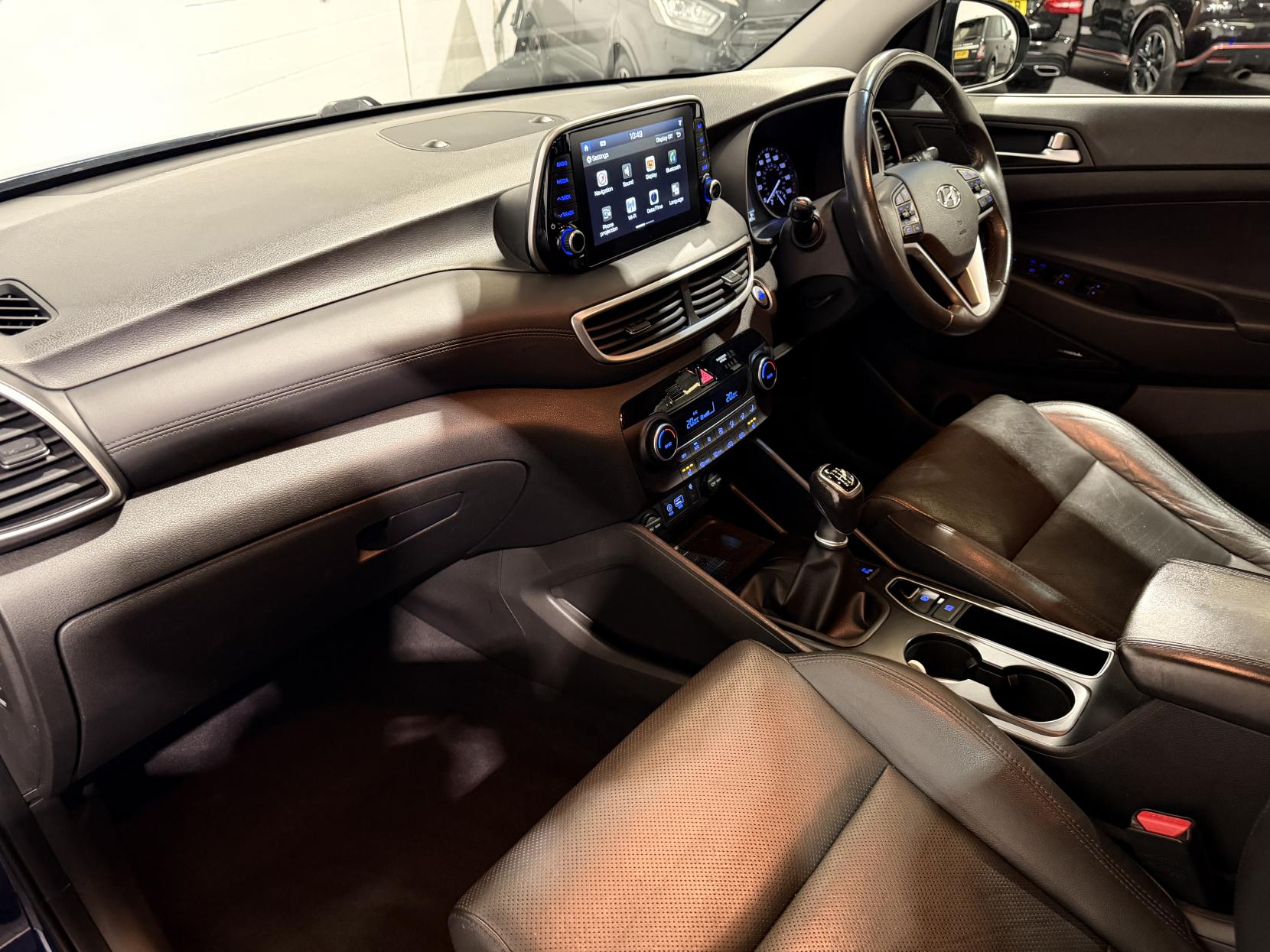 Hyundai TUCSON 1.6 CRDi Premium SUV 5dr Diesel Manual Euro 6 (s/s) (115 ps)