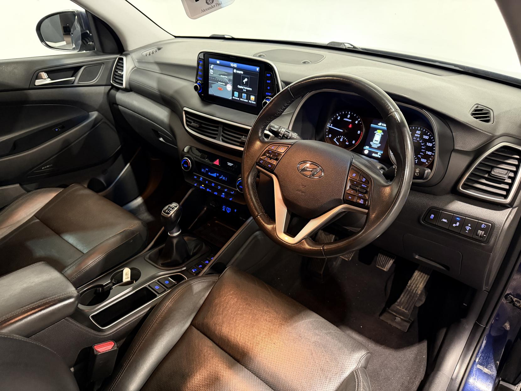 Hyundai TUCSON 1.6 CRDi Premium SUV 5dr Diesel Manual Euro 6 (s/s) (115 ps)