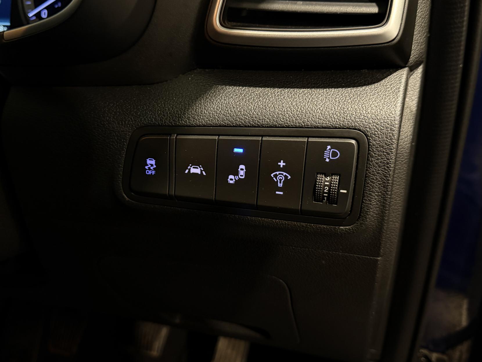 Hyundai TUCSON 1.6 CRDi Premium SUV 5dr Diesel Manual Euro 6 (s/s) (115 ps)