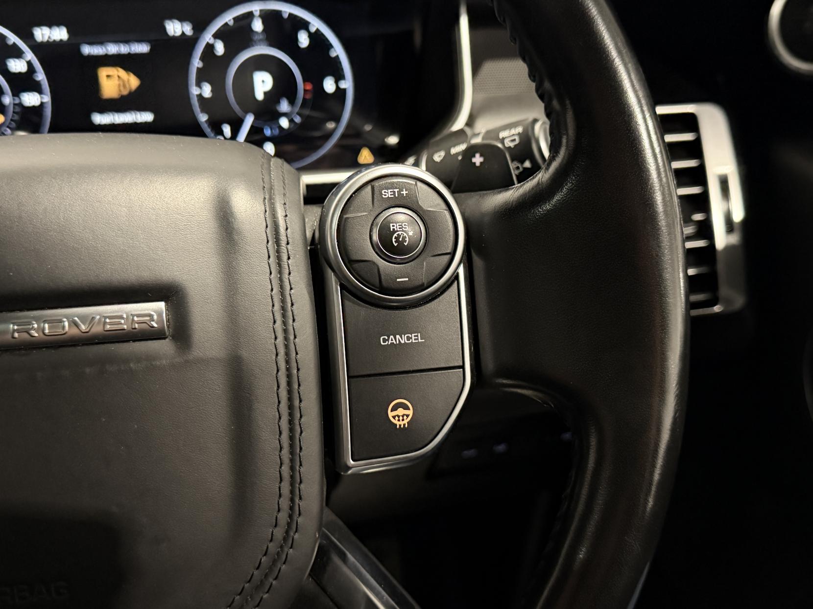 Land Rover Range Rover 4.4 SD V8 Vogue SUV 5dr Diesel Auto 4WD Euro 6 (s/s) (339 ps)